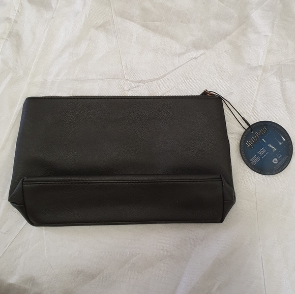 Harry Potter Hogwarts Cosmetic Bag - Picture 8 of 16